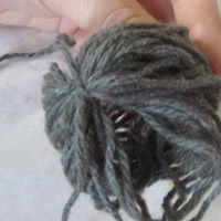 tie knot in wool